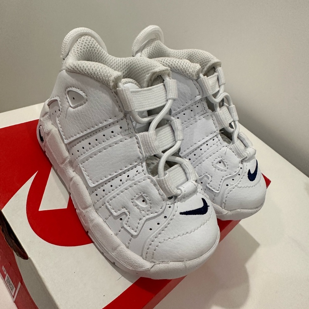 Nike uptempo